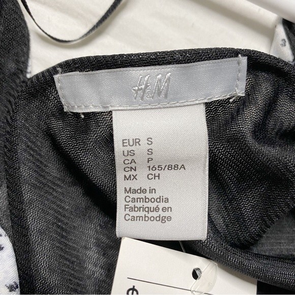 NWT H&M Black & White Speckled Faux Wrap Top Size Small - Picture 3 of 7